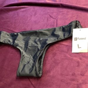 Nwt black size large bottoms fused